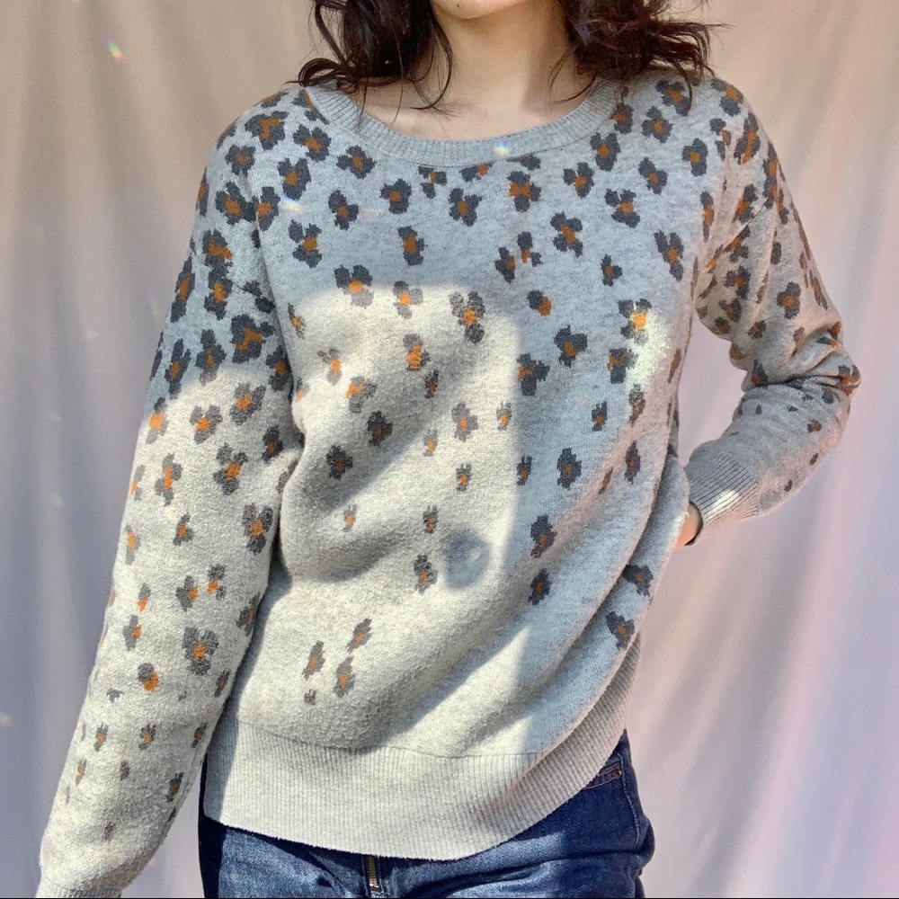 NWOT GAP animal print knit sweater